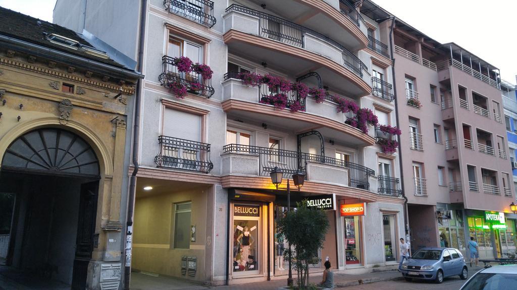 Apartman Snow White Novi Sad Eksteriør billede